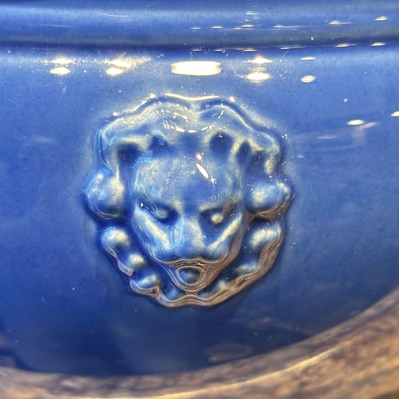 Emile Henry Lion Head Soup Tureen - Picture 3 of 9